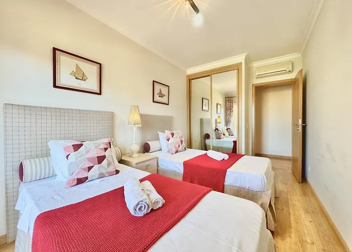 Lovely With Pool By Homing