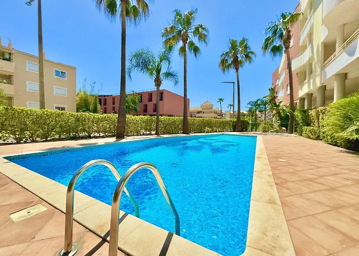 Apartament Lovely With Pool By Homing *