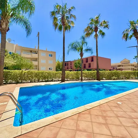 Apartment Lovely With Pool By Homing *