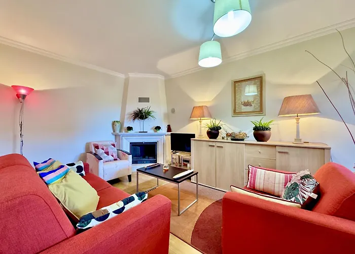 Apartment Lovely With Pool By Homing