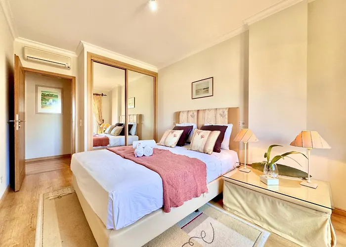 Apartment Lovely With Pool By Homing *