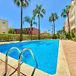Apartament Lovely With Pool By Homing *
